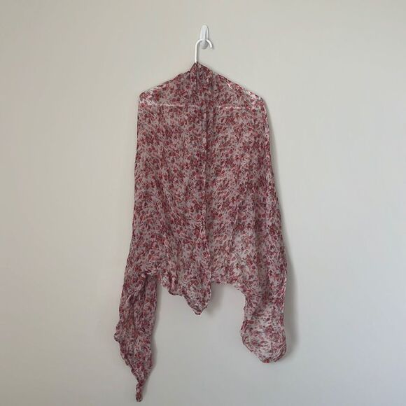 Rose patterned scarf! - Picture 1 of 2